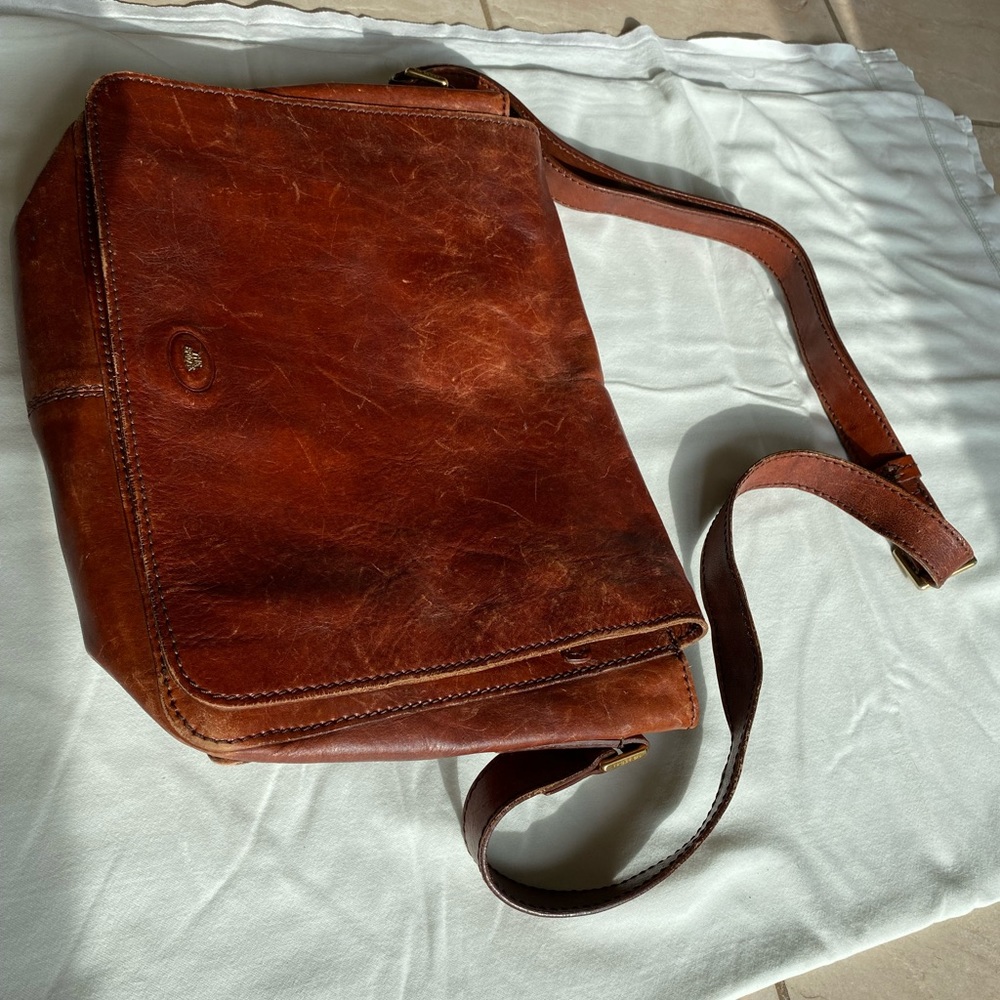 The Bridge Equestrian Vintage Brown Satchel